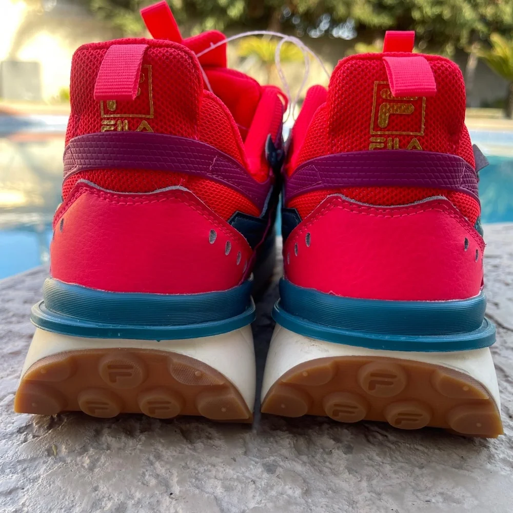Fila women’s Sneakers, Red Teal, Size 9 1/2 new - Picture 5 of 7